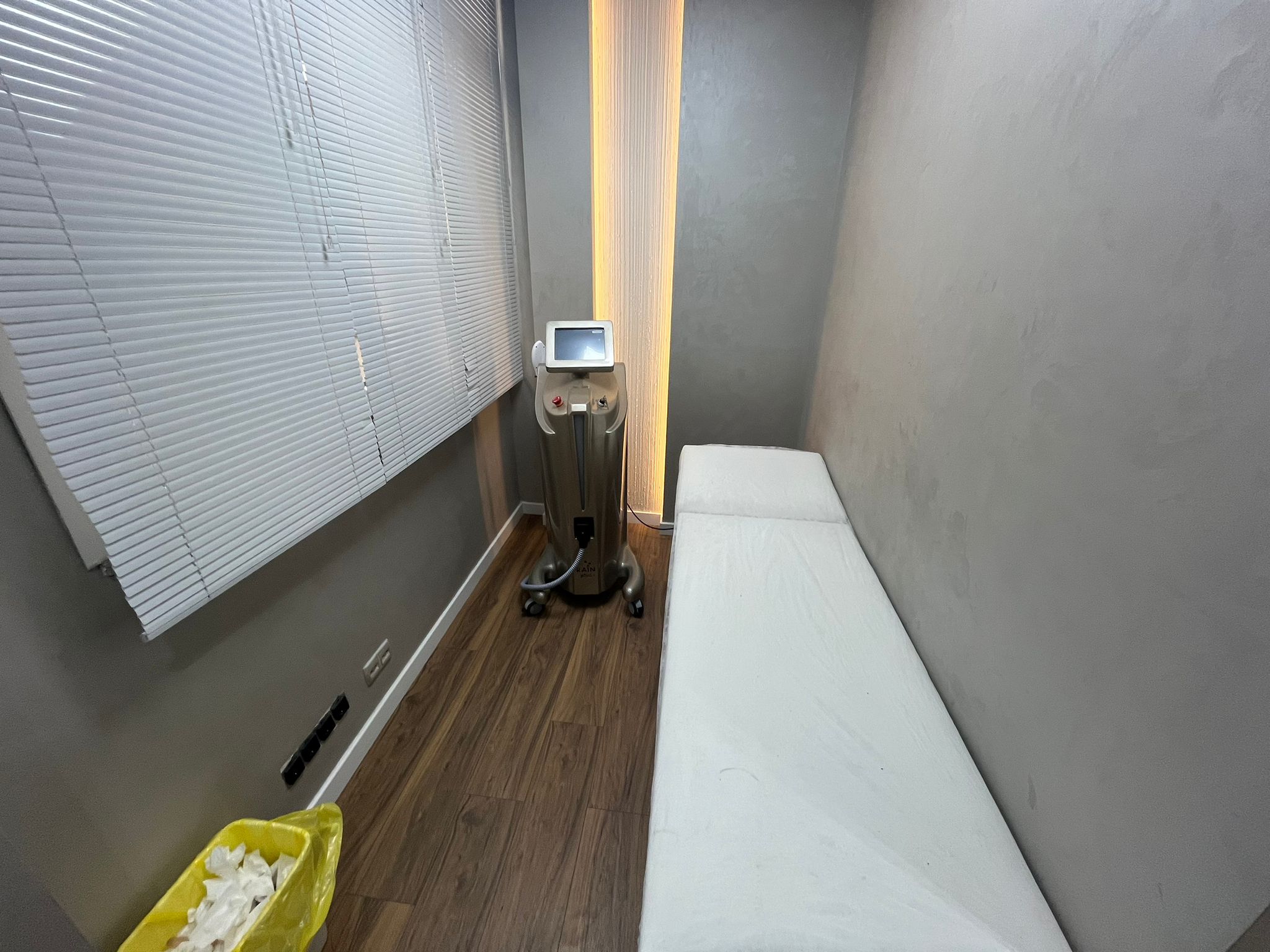 UZUN SOKAK'TA GÜZELLİK MERKEZİ